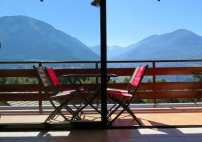 Bel appart - 2 chambres - terrasse - vue exceptionnelle - à 5 minutes du centre ville Embrun